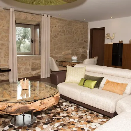 Casas Do Regato